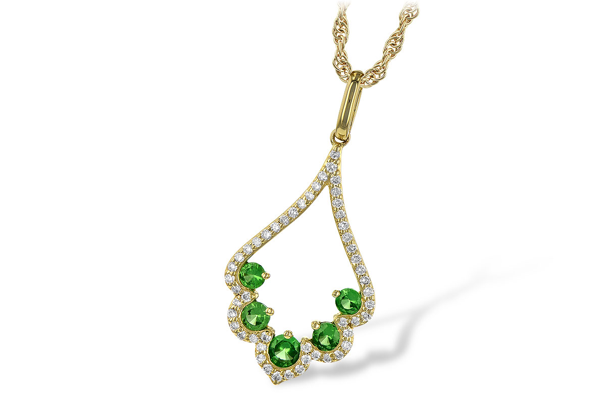 A226-36395: NECK .34 GREEN GARNET .53 TGW