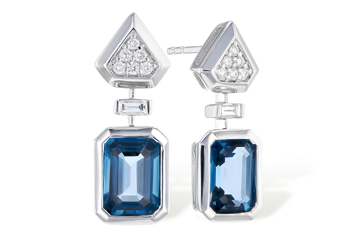 B309-16413: EARR 2.00 TW LONDON BLUE TOPAZ 2.12 TGW