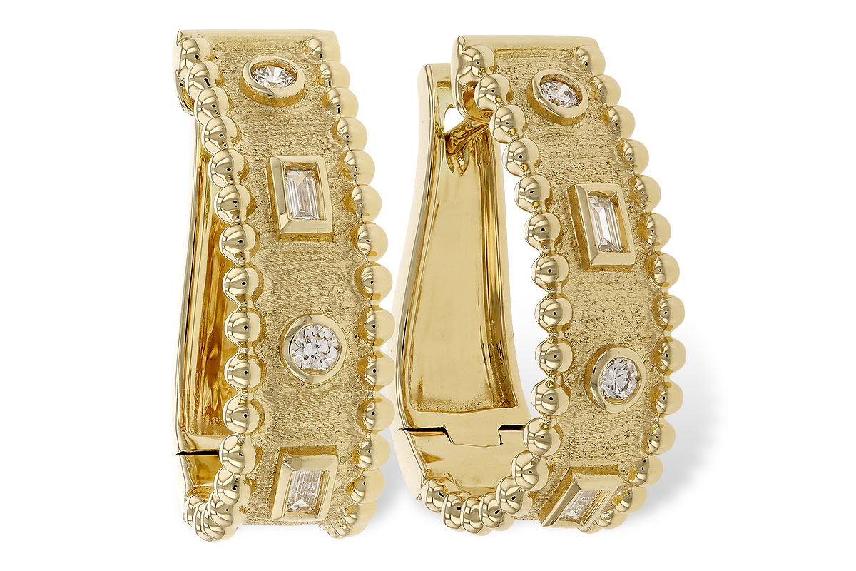 G310-06413: EARRINGS .09 BAG .18 TW